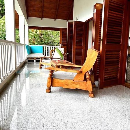 Hilltop South - Villa Bougainville Такамака Экстерьер фото