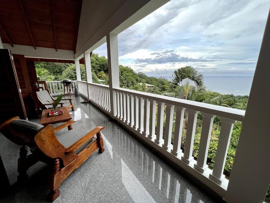 Hilltop South - Villa Bougainville Такамака Экстерьер фото